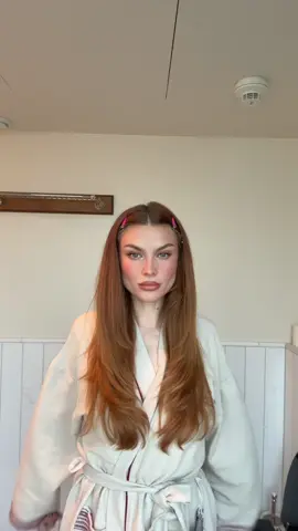 was contemplating cutting my hair and getting masseter botox but this video just changed my mind 