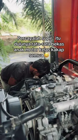 Untir en dewe gasss ee 😆💨💨#petanisawit🌴 #drivermuda #sawitbalap 