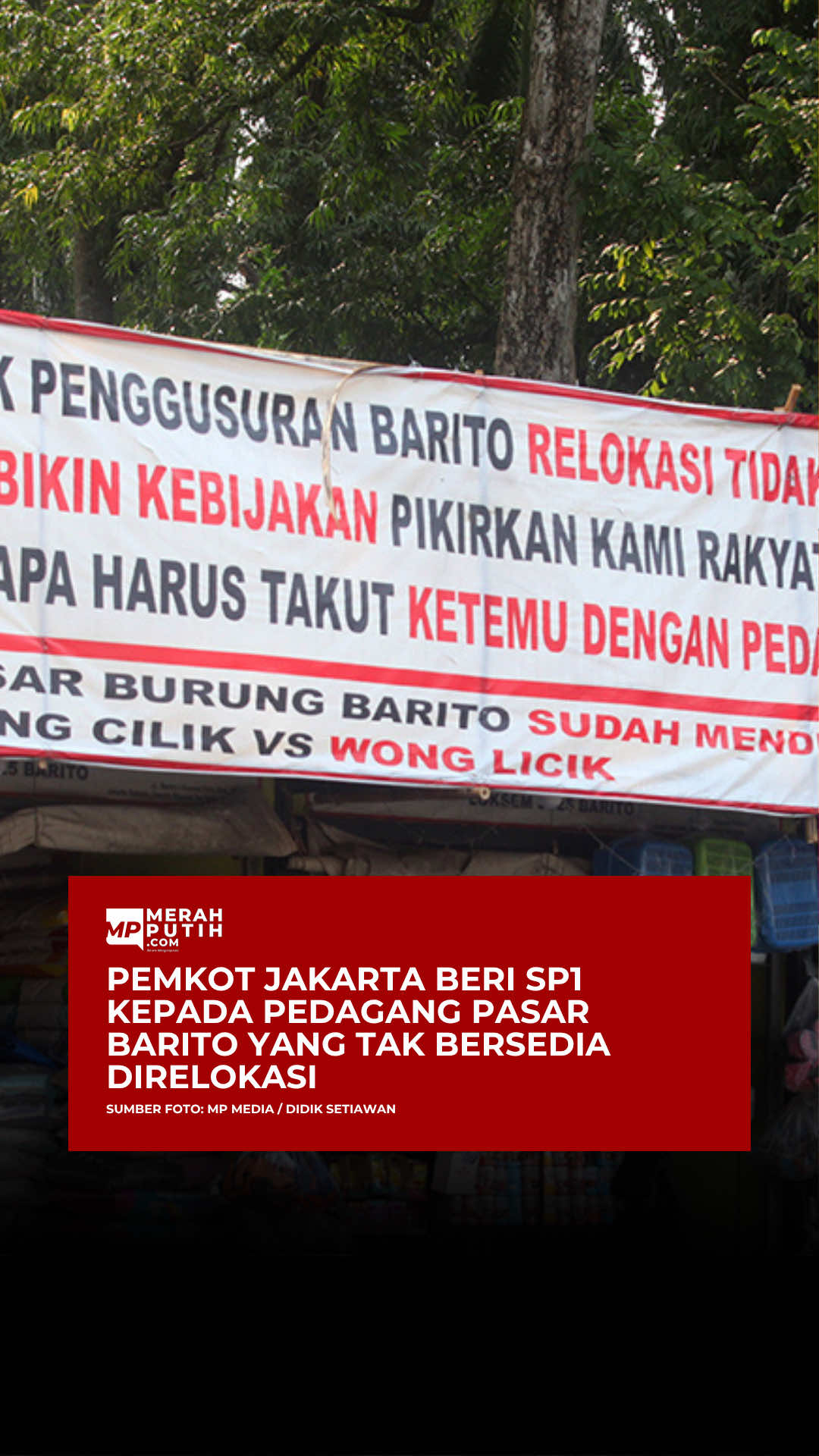 Surat peringatan akan diberikan secara bertahap. SP1 berlaku selama 7x24 jam, disusul SP2 selama 3x24 jam, dan SP3 selama 1x24 jam.  Setelah seluruh tahapan selesai, Pemkot Jaksel akan berkoordinasi dengan unsur terkait untuk memastikan proses berjalan tertib dan tetap berpihak kepada masyarakat. #pasarbarito #newsmerahputih #merahputihcom #fyp 