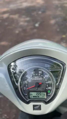 Chay được 2000km là bắt đầu trở chứng :))))) #vison #xuhuong 