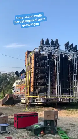 menyala gampingan🔥🔥🔥 #fypviraltiktok🖤シ゚☆♡  #karnavalgampingan
