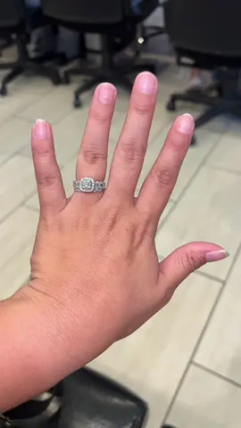 Had to show the other hand 🎃💅