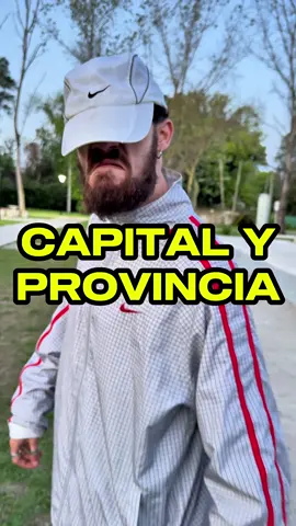 Como el de capital ve al que es de provincia 😂 y viceversa 🤣🤣 #lostriki #calle #amigos #capital #provincia 