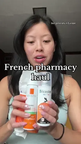 thank goodness I packed an extra tote bag  #frenchpharmacy #europeansummer #accutanejourney 