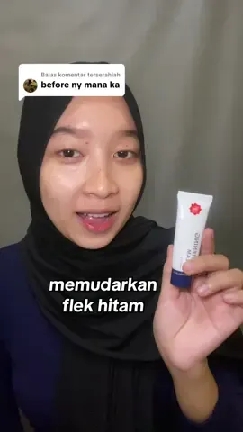 Membalas @terserahlah  sengaruh itu klo pake produk inii🤩 #viva #whiteningcream #memudarkanflekhitam 
