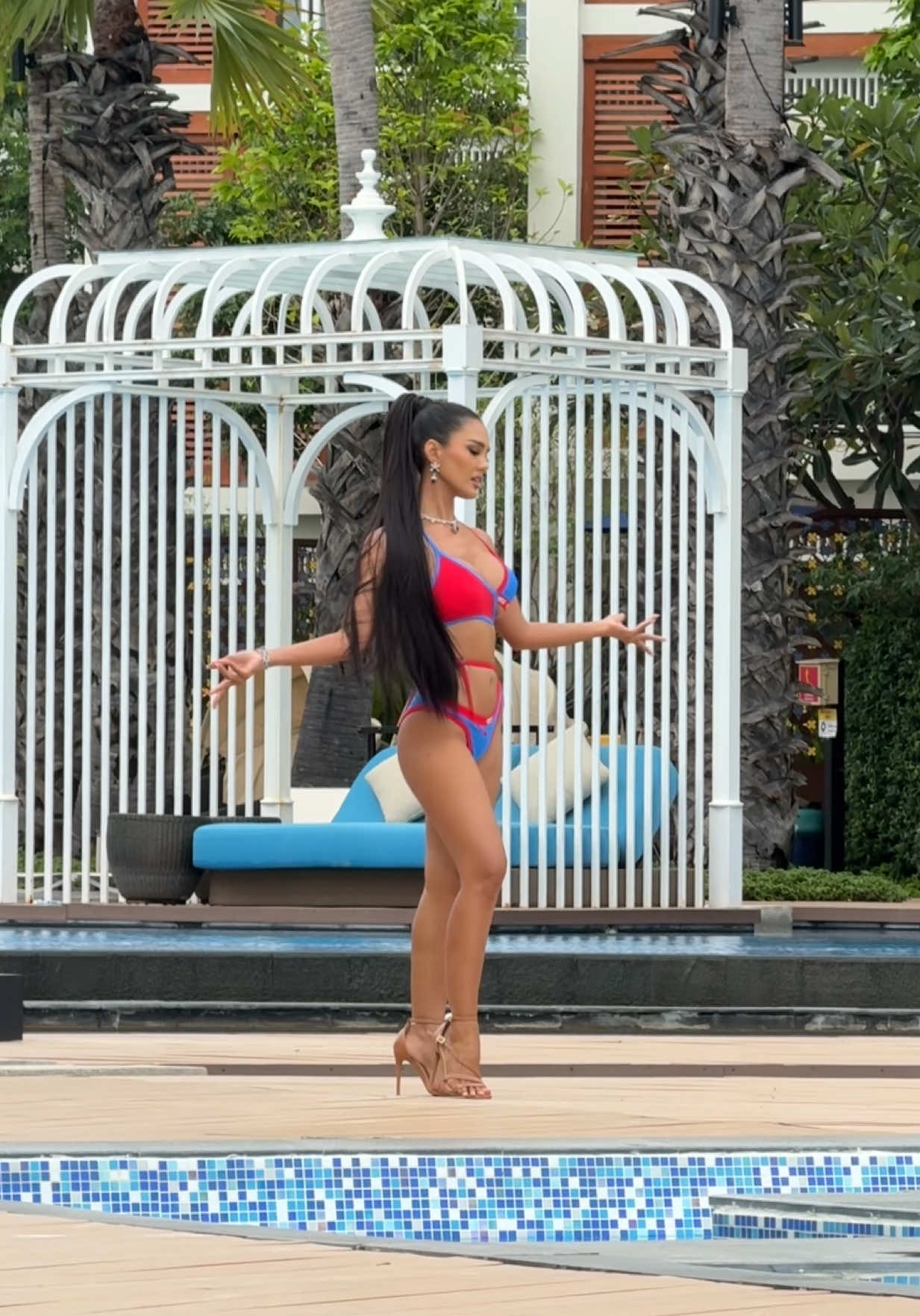 The Miss Grand International 2025 𝗦𝘄𝗶𝗺𝘀𝘂𝗶𝘁 𝗖𝗼𝗺𝗽𝗲𝘁𝗶𝘁𝗶𝗼𝗻 ❤️‍🔥 MISS GRAND INDONESIA #MGI2#LINEMAN #LINEMAN #GrandExperiences #MissGrandInternational