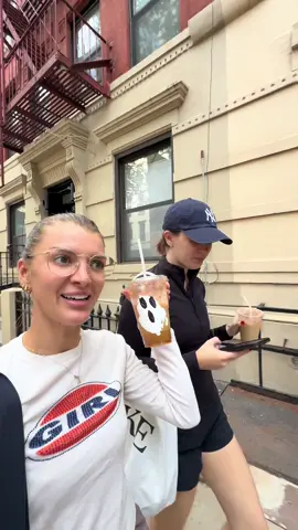 The ghost lattes from @Padoca Bakery are so fun!! 👻#uppereastsidenyc #nyccoffeeshop #nycfall #nyclife #nyccoffee 
