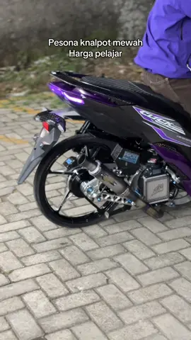 Ga bakalan nyesel beli knalpot seganteng ini . .. . . . . . . . #knalpotracing #knalpotsalemba #rseven #vario #vario125 