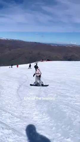First snow season ever & ya girl can finally board #snowboarding #nz #snowboard #winter 
