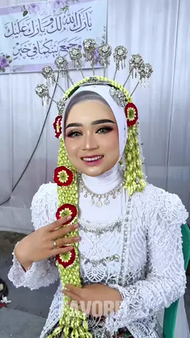 #salammanisterfavorit #tampilcantiktanpacukuralis #favorit #wedding #makeupartist #beauty #MUA #muasitubondo