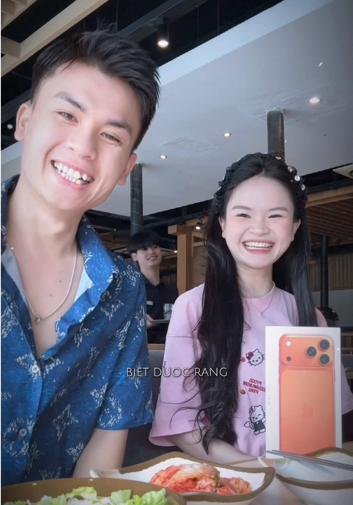 cho cả thế giới biết được rằng. Anh yêu em nhất trên đời 🥰 ##lytungduong##minhhienboutique#CapCut 