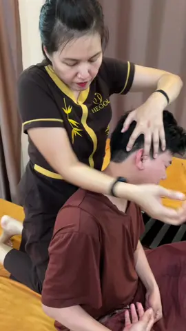 Chọn bấm huyệt để khởi đầu một ngày êm ái #asmr #hegol #asmrmassage #bamhuyet #covaigay