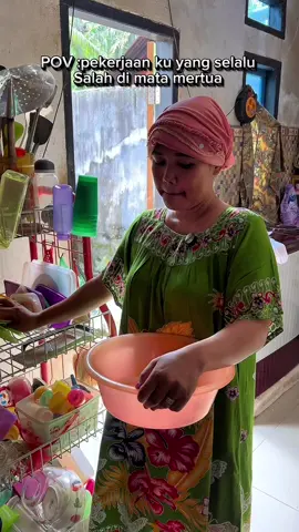 Pekerjaan ku yang selalu salah di mata mertua #videoviral  #mantuvsmertua #mantuidaman #fypシ゚ 