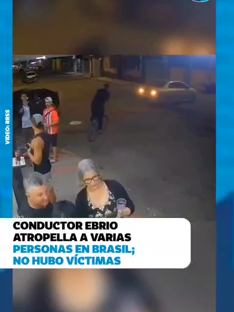 ¡Impactante suceso en Brasil! Un conductor bajo los efectos del alcohol perdió el control y atropelló a varias personas en plena vía pública, pero afortunadamente no se registraron heridos. Las autoridades locales investigan el incidente y hacen un llamado a extremar precauciones al volante. Este hecho pone en evidencia la importancia de la educación vial y la prevención de accidentes causados por conductores en estado de ebriedad. #brasil #accidente #noticiainternacional #conductorebrio