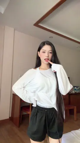 Dc with me🙂‍↔️✨#candynu #foryou #dance #OOTD #kachingirl 