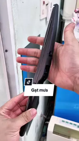 Cần gạt mưa sau cho ô tô. #gatmuaoto #gatmuasauoto #gatmuasau 