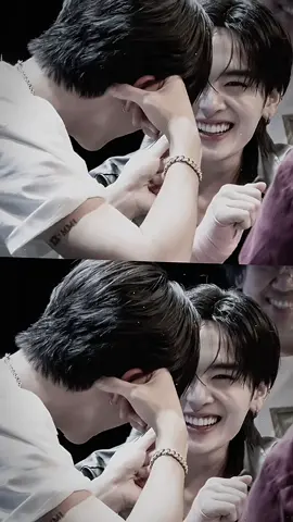 khi otp điên tình mà được CEO tán thưởng =))))) #perthsanta #perthtanapon #santapp #perthppe #santapongsapak 