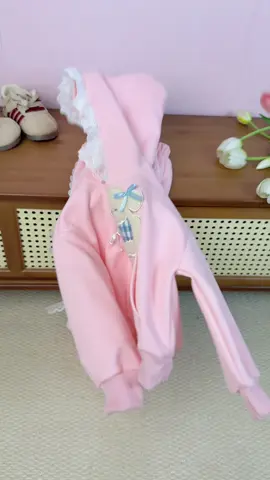 Set bèo mũ cho bé siêu xinh nạ#TikTokAwardsVN #quanaotreem #thoitrangtreem #kiendesign #setnichobe 