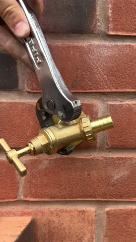 How to install an outside tap like a pro! #asmr #DIY #plumbing #foryou #asmrsounds