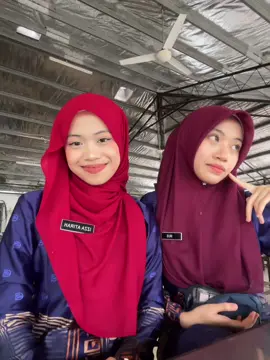 today we wear batik 😝 #ipg #ipgang #irismysteriousgirl