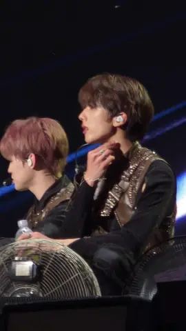 plossa roll on ❎ ice cube roll on ✅  #PARKJISUNG #지성 #NCTDREAM #TDS4inJAKARTA #tds4 