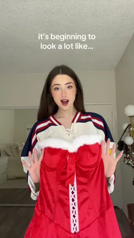 THIS TRANSITION AUDIO HELLO??? I’m sat 🧎‍♀️#notsophiesilva #halloween #nightmarebeforechristmas #halloweencostume #sally Sally costume 
