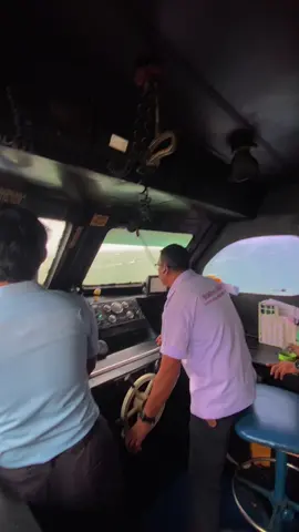 Barat laut menyala kep🔥 #fypシ゚ #pelaut #pelautindonesia #ombakbesar #pelautpunyacerita 