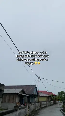 Yg pnting psta 1 minggu 🤣🤣#lewatberanda #malukupride🏝🔥 #fypviraltiktok🖤シ゚☆♡ #fyppppppppppppppppppppppp 