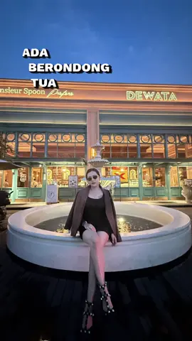 #CapCut tebar tebar pesona suka nya daun mudaaaaaa.dia lupa usia 🤣🤣🤣 siapa di sini yang brondong Tua bangka