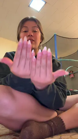 Hermosas uñas 💅 #tiktokshopcreatorpicks #falldealsforyou #nails 