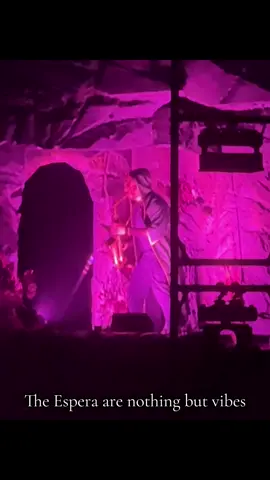 Sleeptoken in Tacoma with the Espera delivering good vibes 😂 I just love their little dancy dance🥹🩷💚 #sleeptoken #Espera #sleeptokenworship #sleeptokenlive #concert 