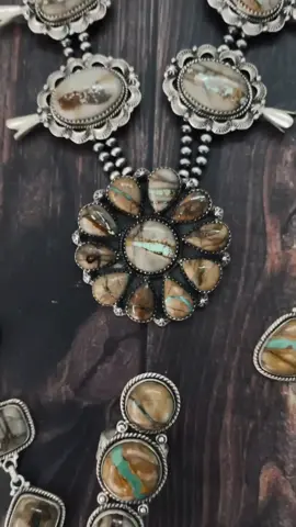 Lovely new pieces for your jewelry box :) #nizhonitradersllc #sterlingsilverjewelry #navajojewelry #turquoisejewelry #handmadejewelry 