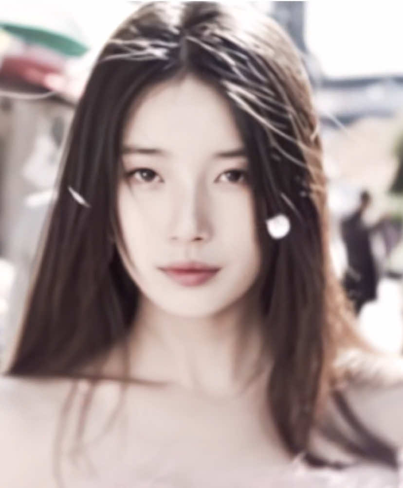 SHE LOOKS SO PRETTY OMG #geniemakeawish #baesuzy #kayoung #kdrama #fyp || cc mine // scp: @tenascenes @suzyscpacks on ig  