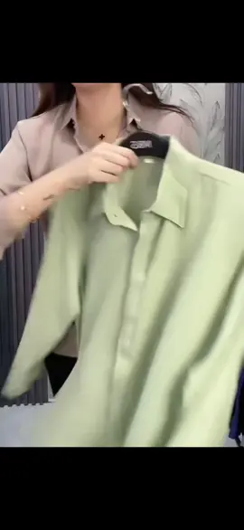 ATFASHION Kemeja Shakila Twill Wanita | Basic Shirt Baju Panjang Casual Formal | Kemeja Kerja Putih & Hitam | Bahan Cocok untuk Kantor dan Sehari-hari Berkualitas Tahan Lama | Desain Oversize#bismillahfyp #racuntiktok #kemejawanita 