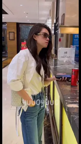 secantik ini masih ada yng body shaming, pdahal kalo ga suka tinggal skip yaa guys ga usah ninggalin komen nghate. jngn bilng ga suka tapi ttp saja mampir di vt nya yuxin, faham kan😡😡 #guoyuxin #fyp #artiscantik #shortdramachinese 