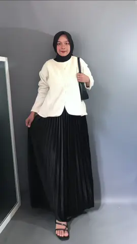 Spil klik disini 👉🏻@Almaa 🐚  #sweater #ootdhijabstyle #fypシ 