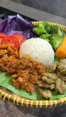 Makan siang pak cuamiiii  yg bikin bolak balik tambah nasi ✨✨  @Protemil @Proteina Protemil Shop #ProtemilOnTheGo #ProtemilHuhHah #proteina #protemil #plantbased