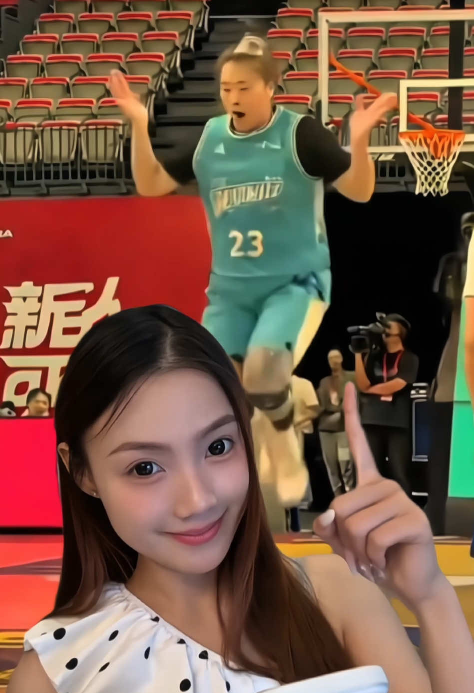 10.8.5Oh my god, isn't this amazing? Stop dancing old-school disco in a rigid way! AI unlocks countless dancing possibilities — from classic hip swings to futuristic rhythms. The next disco icon will be created by algorithms.#capcutforus #capcut #capcutpioneer #dance #aidiscodance 