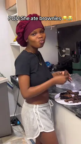 Brownies still much available for delivery….😛Reviews plenty 😂😭#foodvendorsinlagos #foodiesoftiktok #relatablememes #lagosfoodvendor @TikTok 