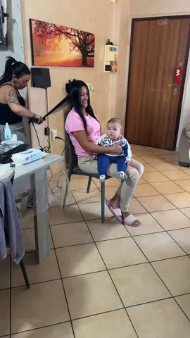 Diamo una sistemata ai capelli @enza ❤️❤️💯buongiorno 🫶