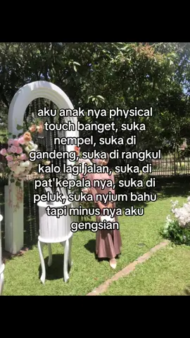 #physicaltouch #fyppppppppppppppppppppppp #lewatberanda #fyp #livephotos  