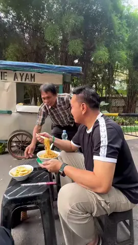 Mie ayam sutrisno pojok melawai enak bgt👍#fyp #fviral 