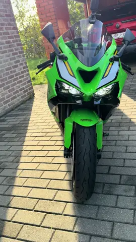 Morning routine, this beast 💚🥷 say MasAllah 💚🚀 #kawasaki #fy #fyp #zx6r #bikelife🥷🏻🔥 