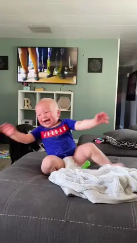 Baby failed #baby #funny #fyp #funnyvideos #foryou #fail #tiktok #usaus 