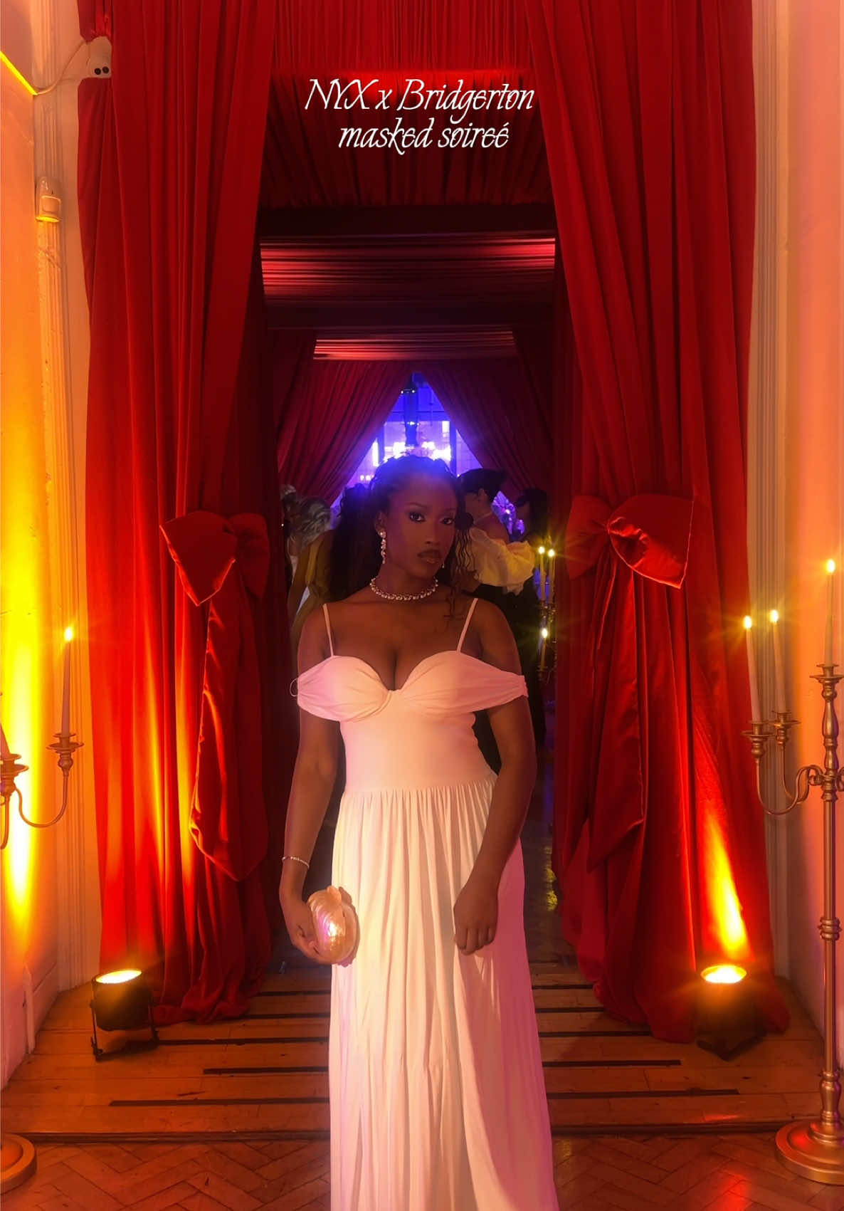 Can you tell by my voice that I had a time!🙂‍↕️💕💕 @nyxcosmetics_uk @Bridgerton #nyxxbridgerton #nyxcosmeticsxbridgertonlondon #NYXCosmeticspartner 