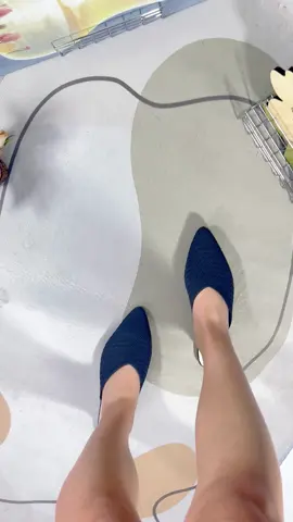 #flats #sandalsforwomen #tsinelas #convenient #halfshoes 