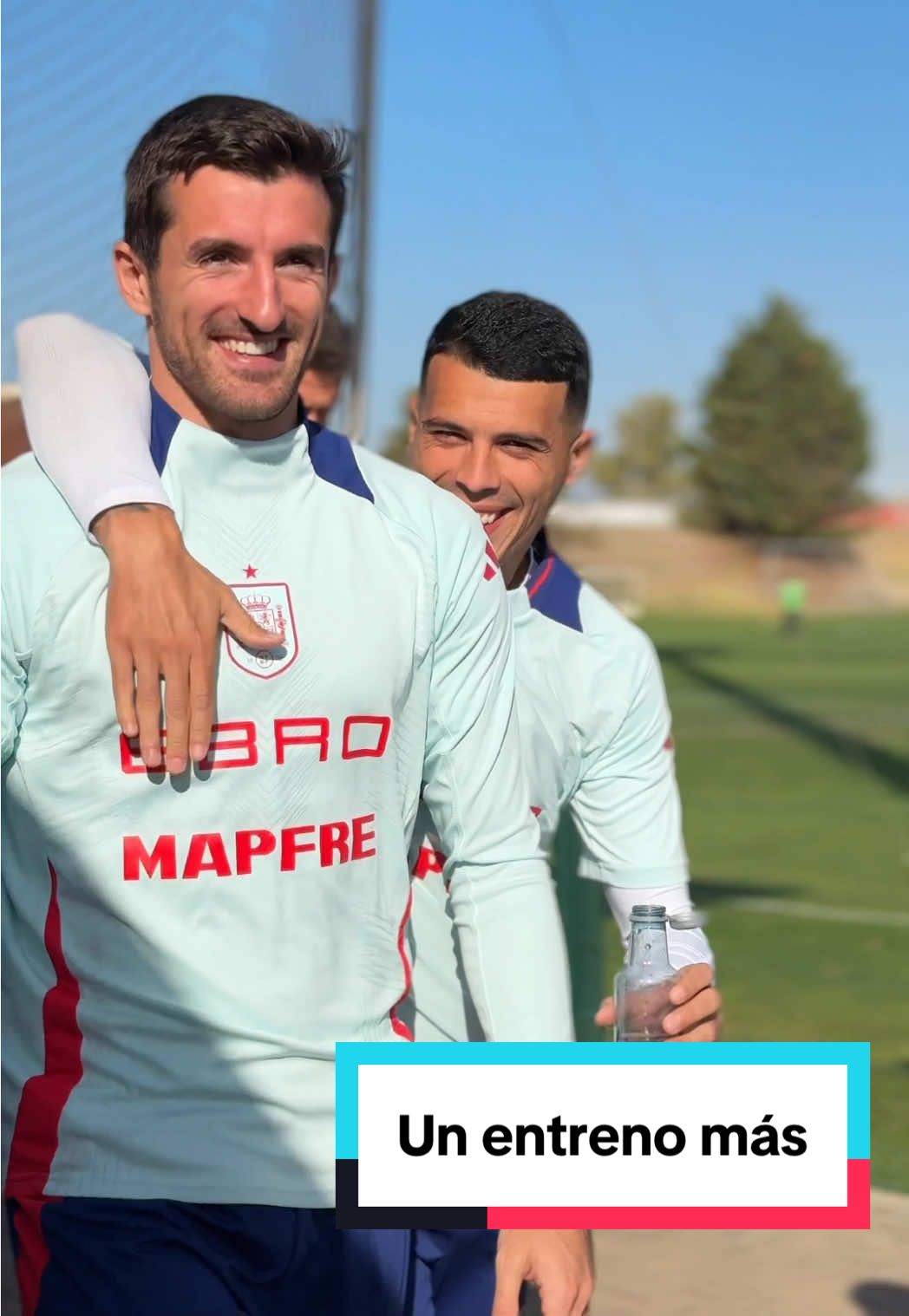 ☀️🎶 Buenos días y buena vibra para el entrenamiento de hoy. #VamosEspaña | #CopaMundialFIFA | #tiktokfootballacademy | #deportesentiktok | #FIFAWorldCup 