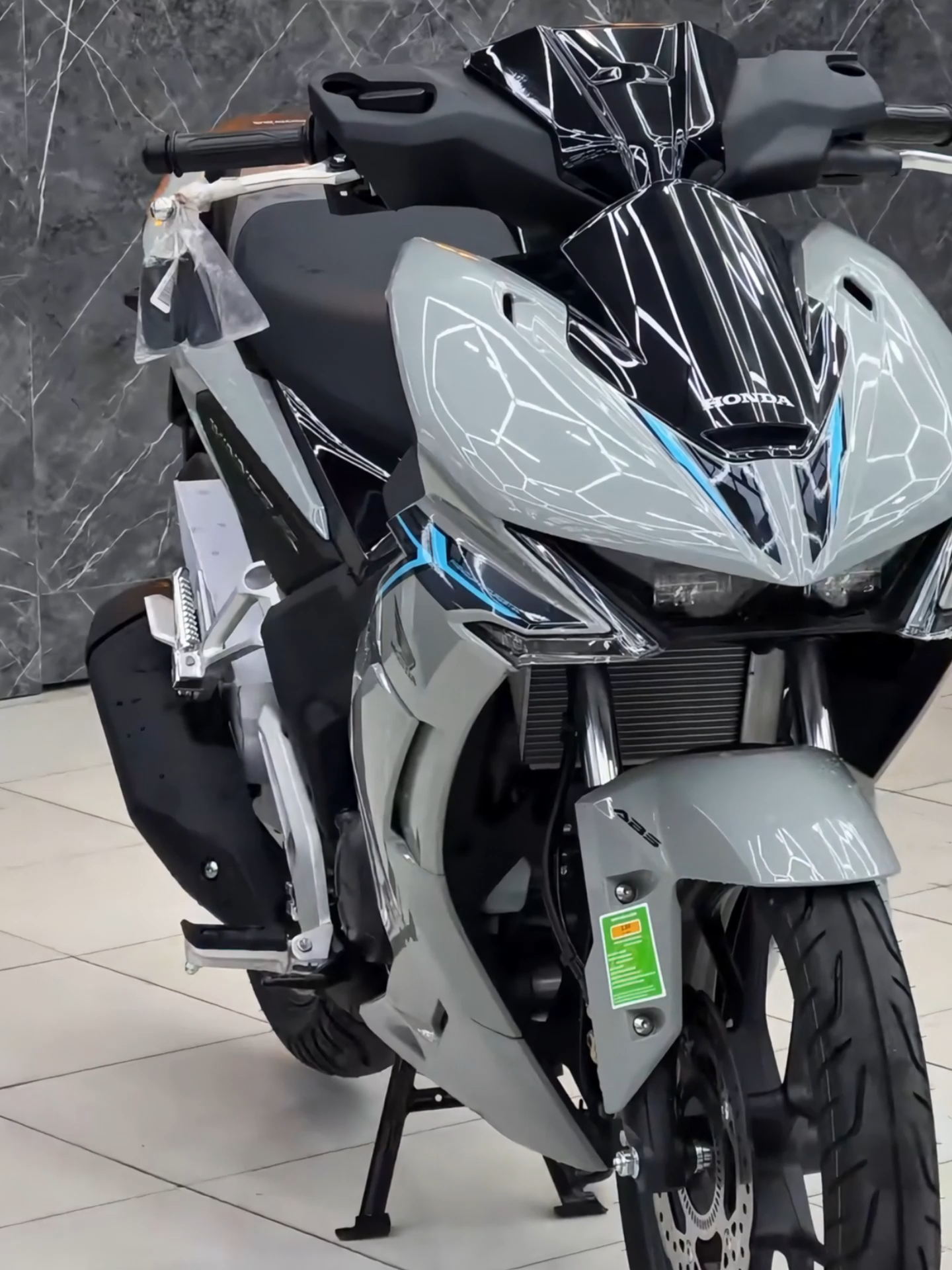 Tiếp tục lôi winnerR ra nghịch #biker #xedovietnam #xedo #honda #xedokieng