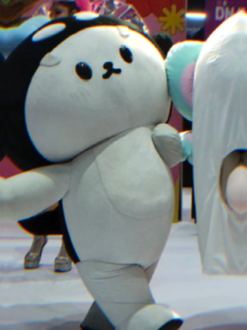 so cute🤏🤏 #tawan_v #newwiee #polcasan #เตนิว #DNA2025xGMMTV 