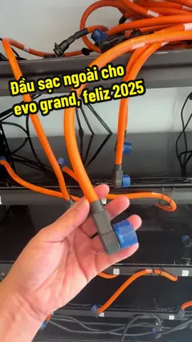 Đầu sạc ngoài cho evo grand, feliz 2025 hàng zin hãng #trạmđổipinevogrand #sạcngoàievogrand#evogrand #feliz2025 #verox
